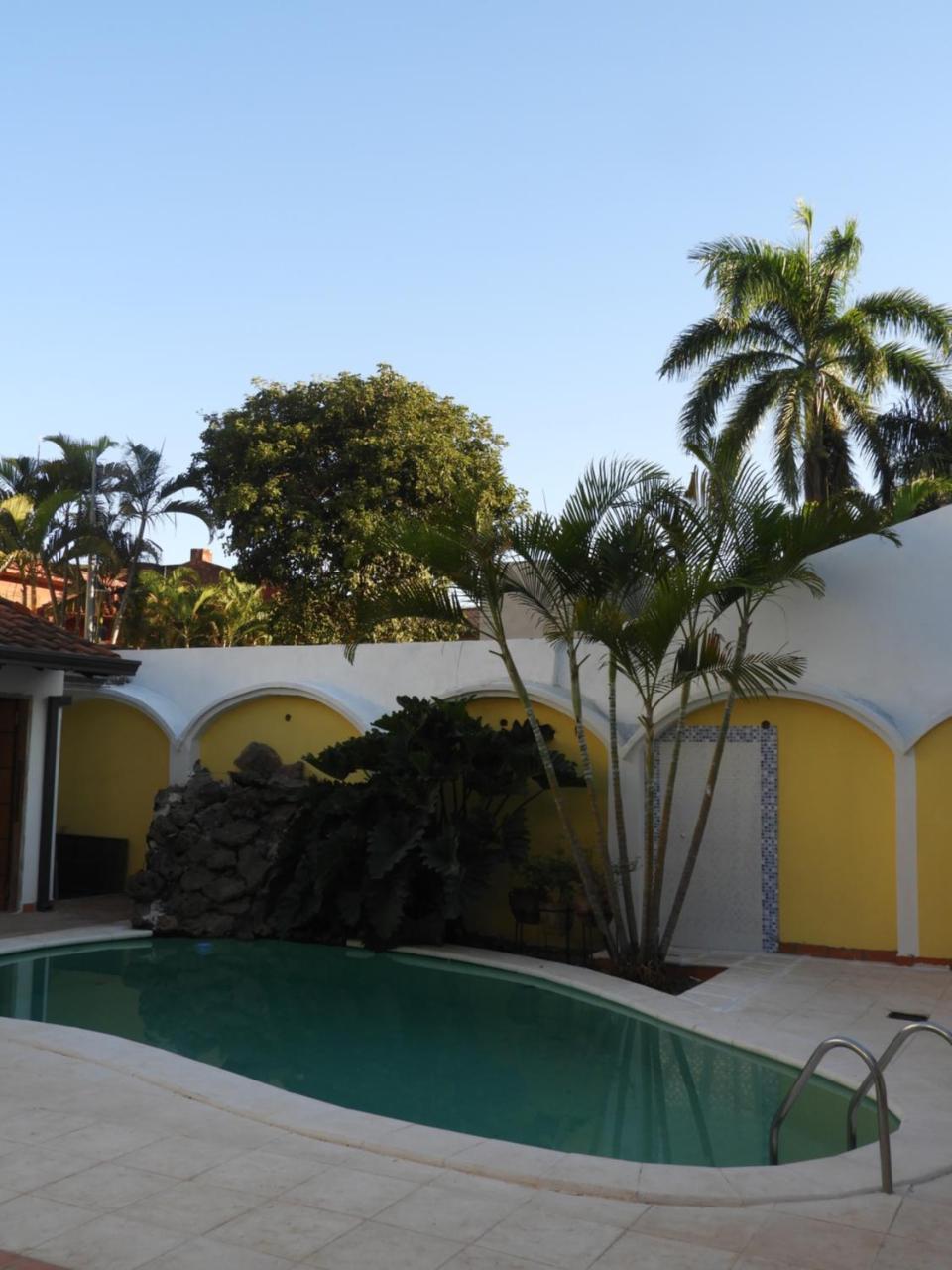 Hotel Casa Jardin 亚松森 外观 照片