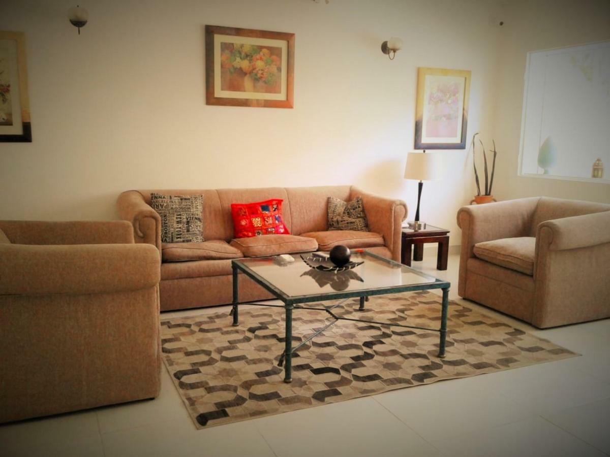 Hotel Casa Jardin 亚松森 外观 照片